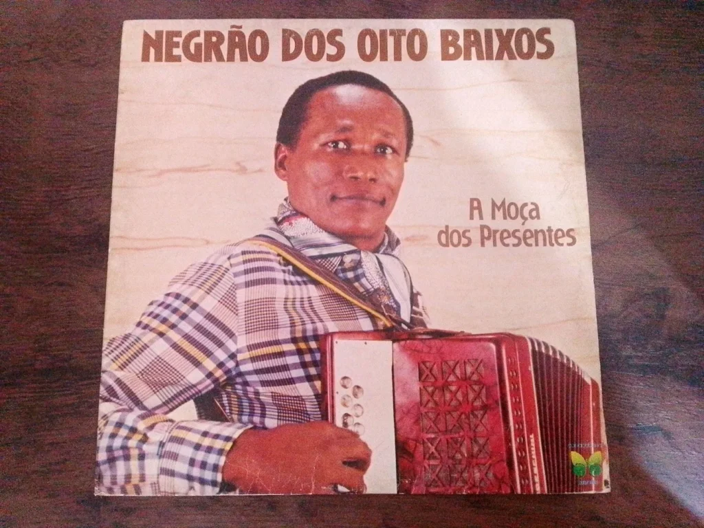 LP Vinil Negrão dos Oito Baixos - A Moça dos Presentes