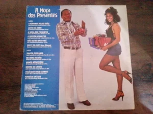 LP Vinil Negrão dos Oito Baixos - A Moça dos Presentes
