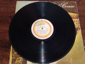 LP Vinil Trio Elétrico Dodô & Osmar - Pombo Correio