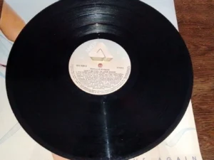 LP Vinil Phyllis Hyman - Can´t We Fall In Love Again