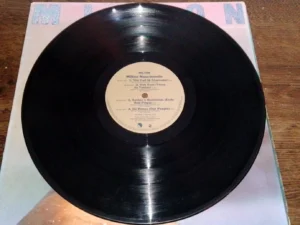 LP Vinil Milton Nascimento - Milton (1977)