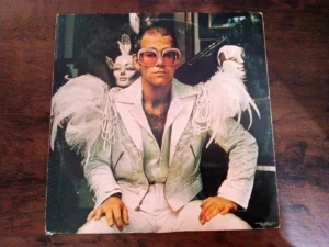 LP Vinil Elton John - One Day At A Time