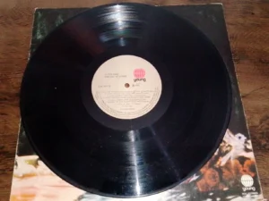 LP Vinil Elton John - One Day At A Time