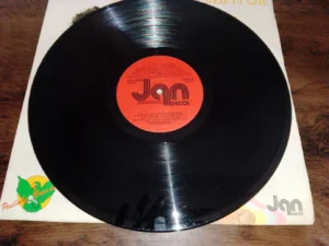 LP Vinil Paulinho Boca De Cantor - Valeu