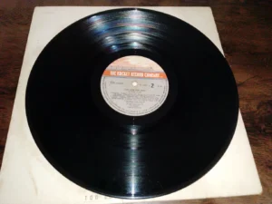 LP Vinil Elton John - Too Low For Zero