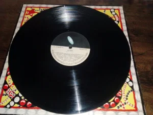 IMG_20260831_190653 LP Vinil Ilê Aiyê - Canto Negro
