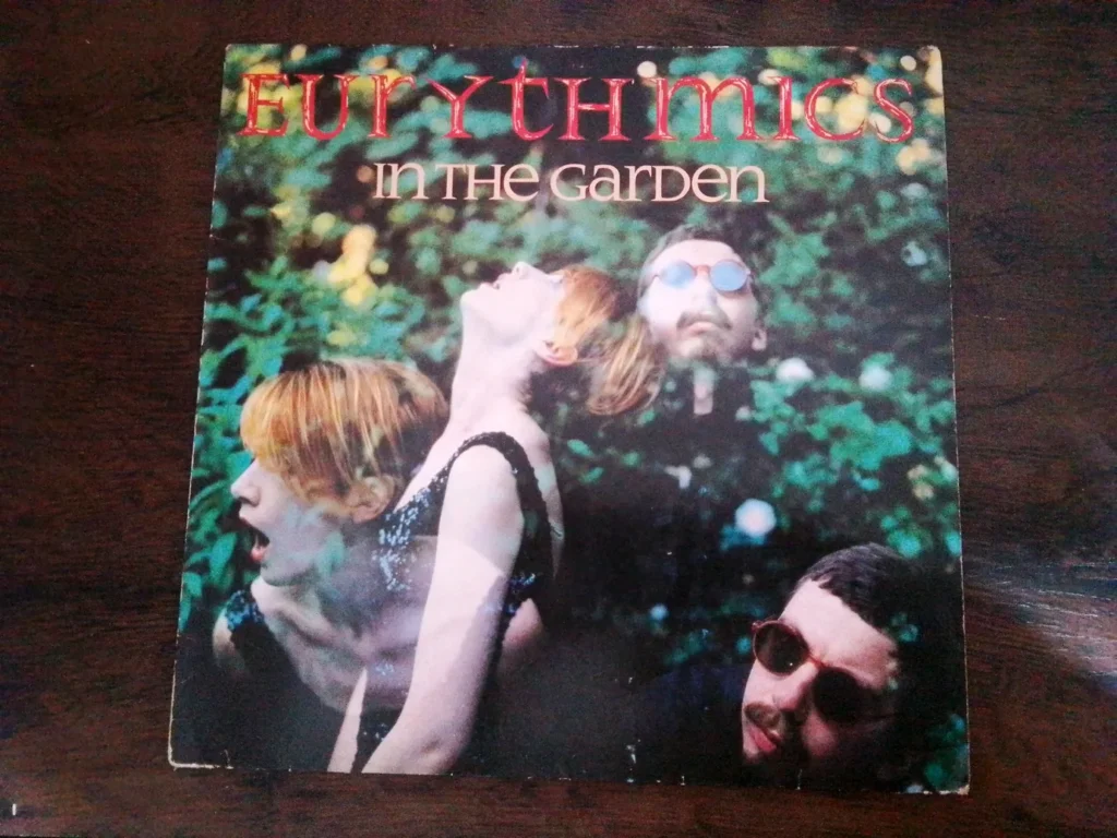 LP Vinil Eurythmics - In The Garden (Importado Ed. Alemanha)
